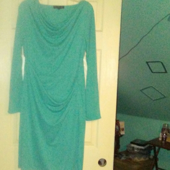 Dress - Picture 1 of 1